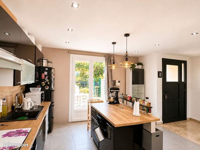 Appartement 3 pièces 94 m²