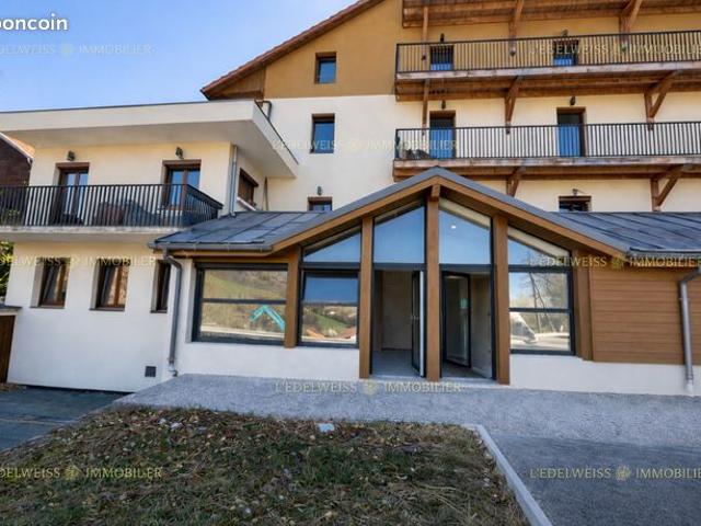 Appartement 3 pièces 94 m²