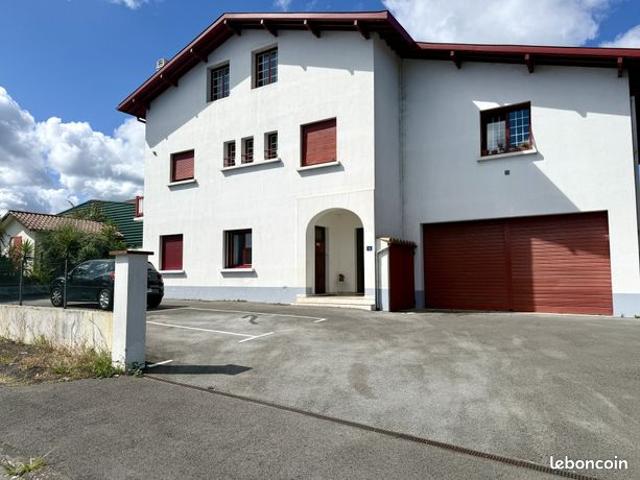 Appartement 3 pièces 94 m²