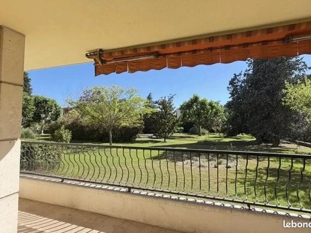 Appartement 3 pièces 94 m²