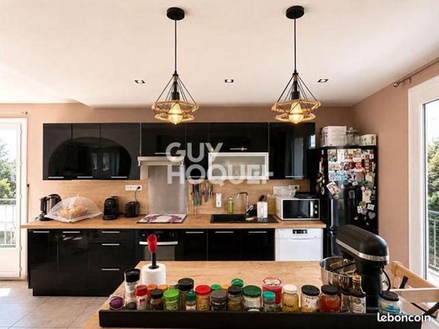 Appartement 3 pièces 94 m²
