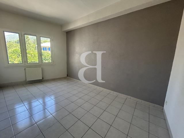 Appartement 3 pièces 96 m²
