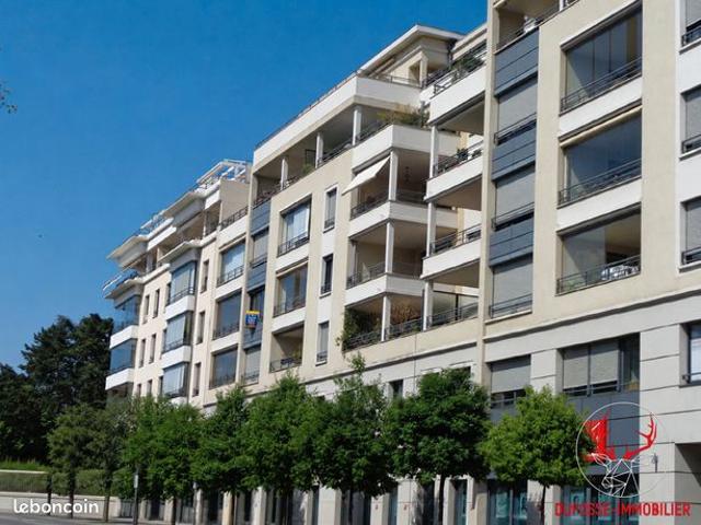 Appartement 3 pièces 96 m²