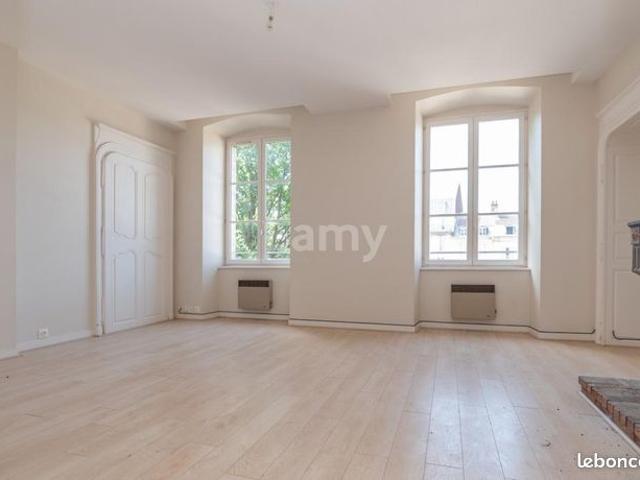 Appartement 3 pièces 96 m²