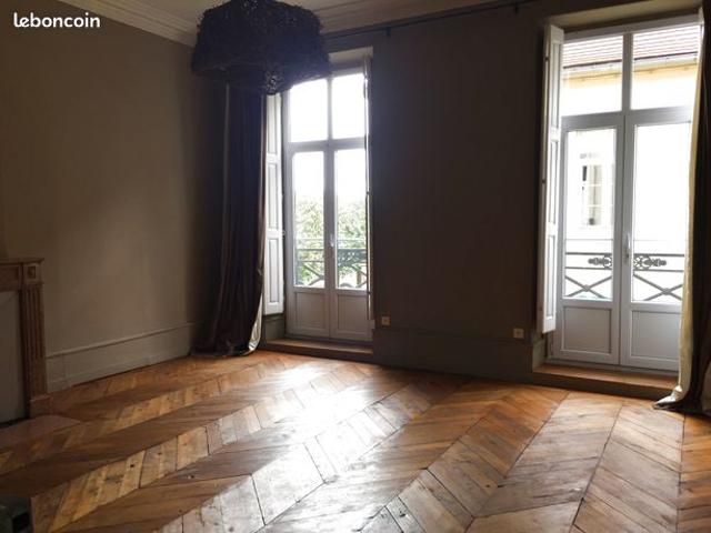 Appartement 3 pièces 98 m²