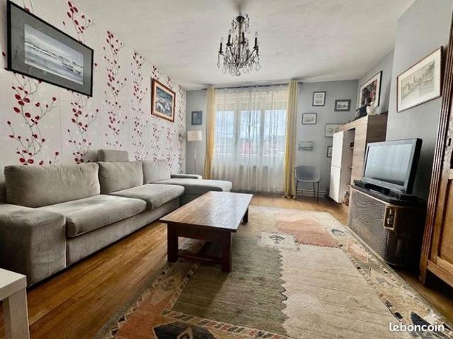 Appartement 3 pièces 98 m²