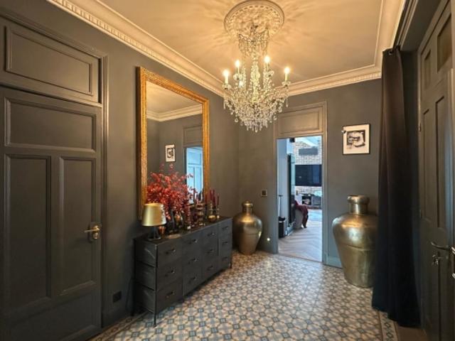 APPARTEMENT 3 PIECES 98M2 BALCON