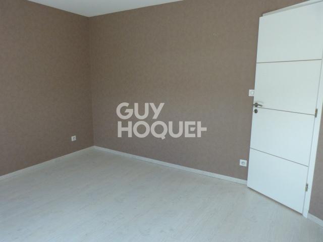 Appartement 3 pièces, 99 m² à louer à Sézanne 51120
