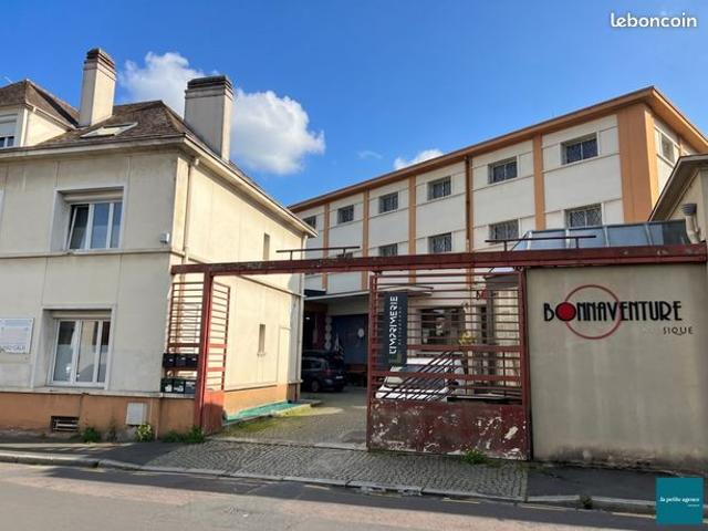 Appartement 3 pièces 99 m²