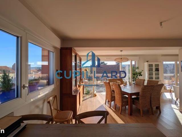 Appartement 3 pièces 100 m²