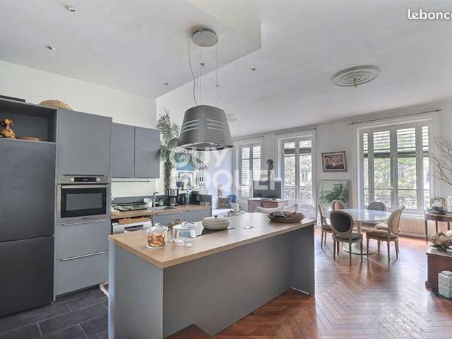 Appartement 3 pièces 100 m²