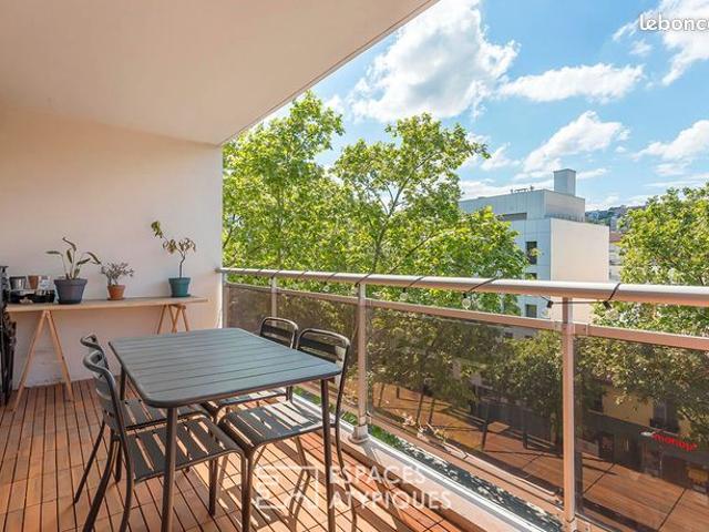 Appartement 3 pièces 101 m²