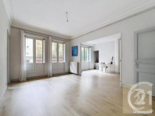 Appartement 3 pièces 101 m²