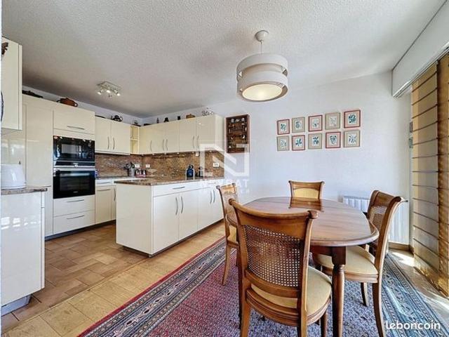 Appartement 3 pièces 101 m²