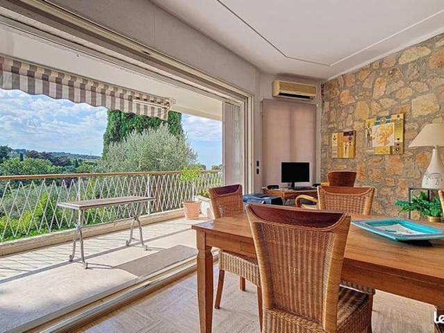 Appartement 3 pièces 101 m²