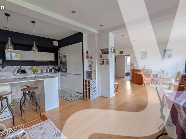 Appartement 3 pièces 101 m²
