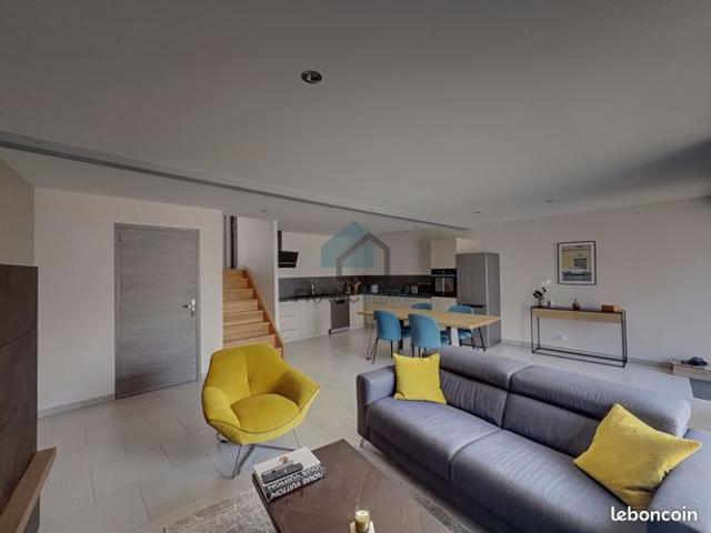 Appartement 3 pièces 101 m²