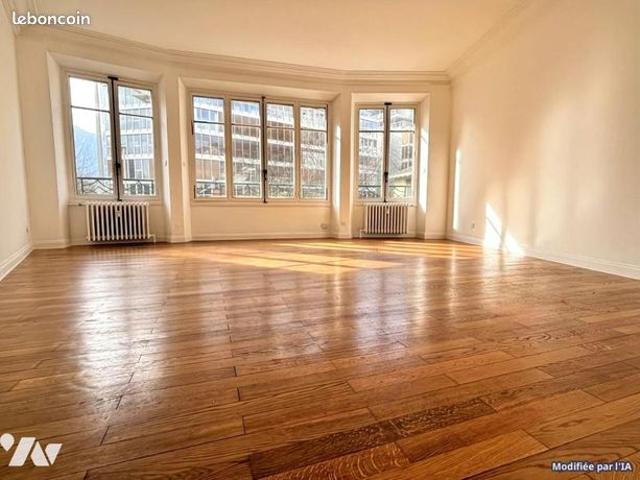 Appartement 3 pièces 101 m²
