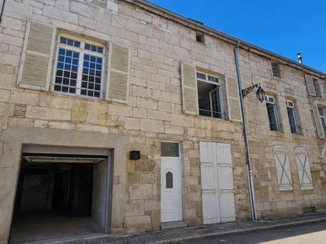 Appartement 3 pièces 101 m²