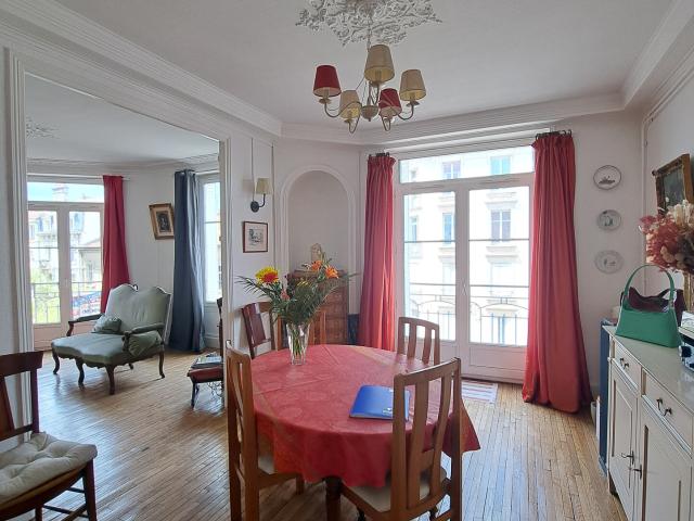 Appartement 3 pièces 102 m²