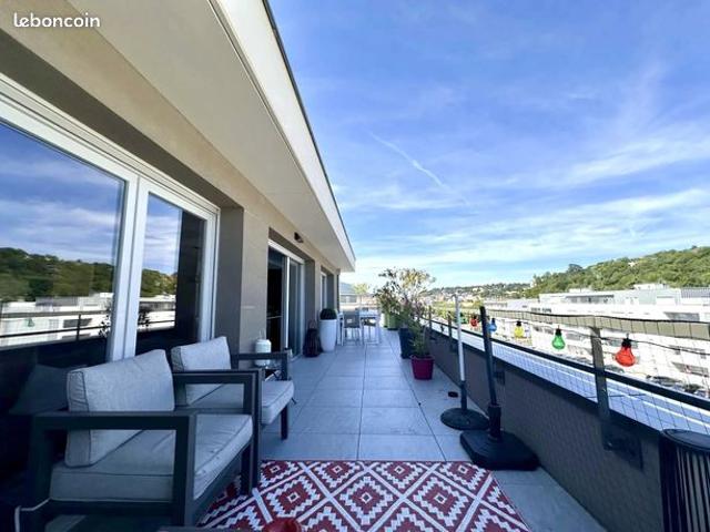 Appartement 3 pièces 102 m²