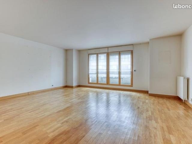 Appartement 3 pièces 102 m²