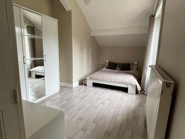 Appartement 3 pièces, 102 m² à louer à Le Chambon Feugerolles 42500