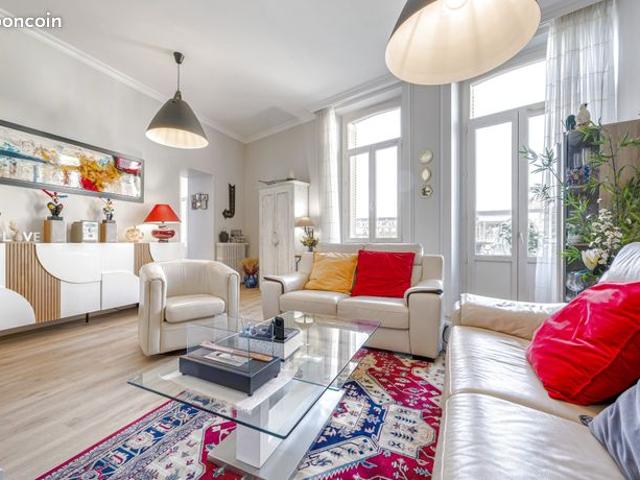 Appartement 3 pièces 103 m²