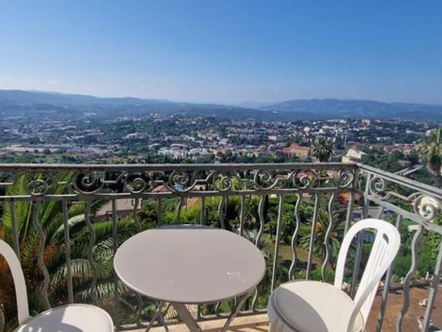 Appartement 3 pièces 103 m²