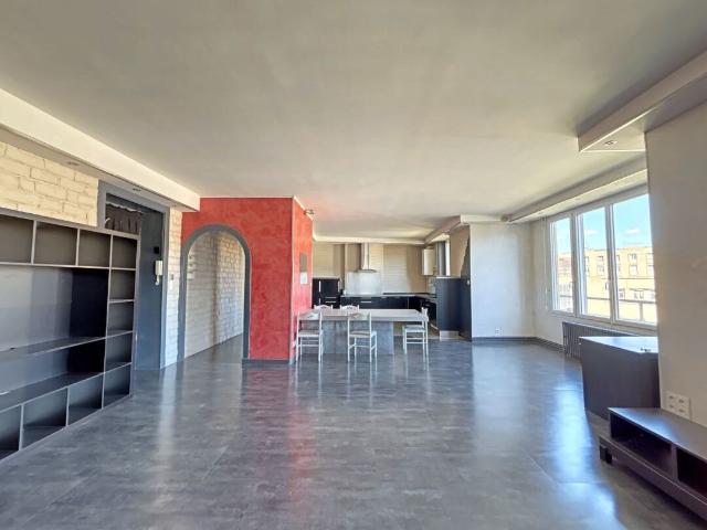Appartement 3 pièces 103 m²