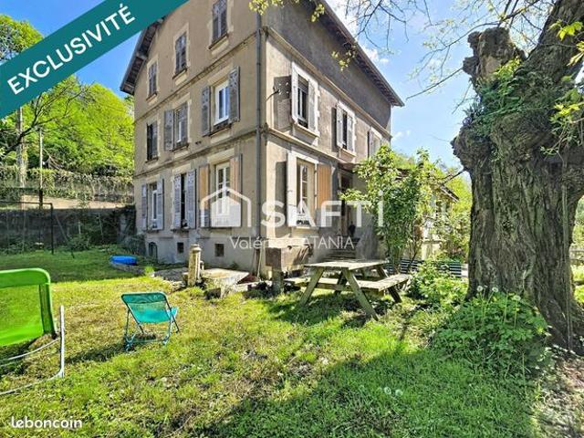Appartement 3 pièces 104 m²