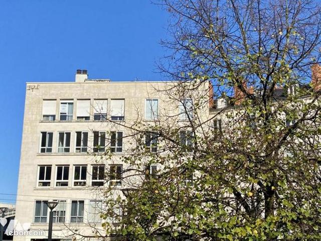 Appartement 3 pièces 104 m²