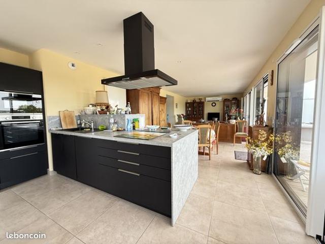 Appartement 3 pièces 104 m²