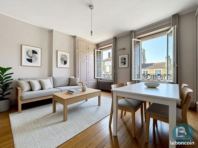Appartement 3 pièces 104 m²