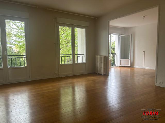 Appartement 3 pièces 104 m²