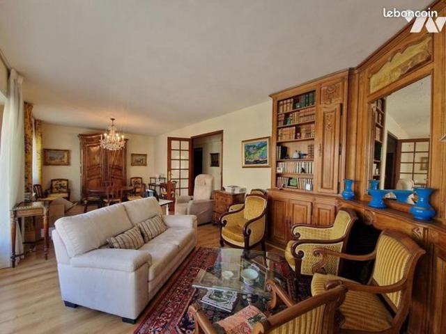 Appartement 3 pièces 104 m²