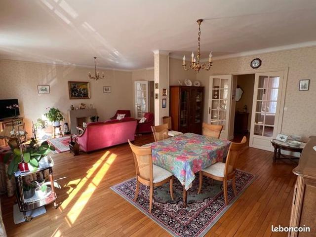 Appartement 3 pièces 104 m²