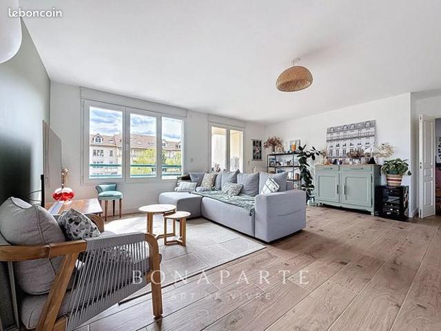 Appartement 3 pièces 104 m²