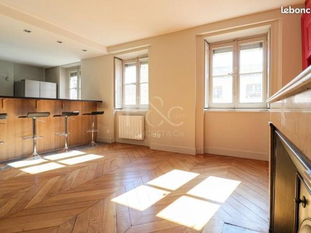 Appartement 3 pièces 105 m²