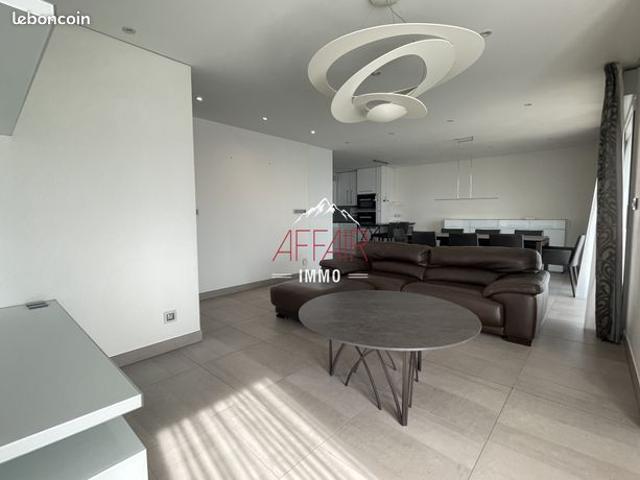 Appartement 3 pièces 105 m²