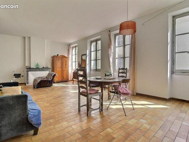 Appartement 3 pièces 105 m²