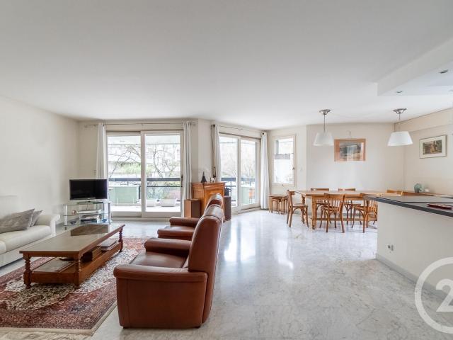 Appartement 3 pièces 105 m²
