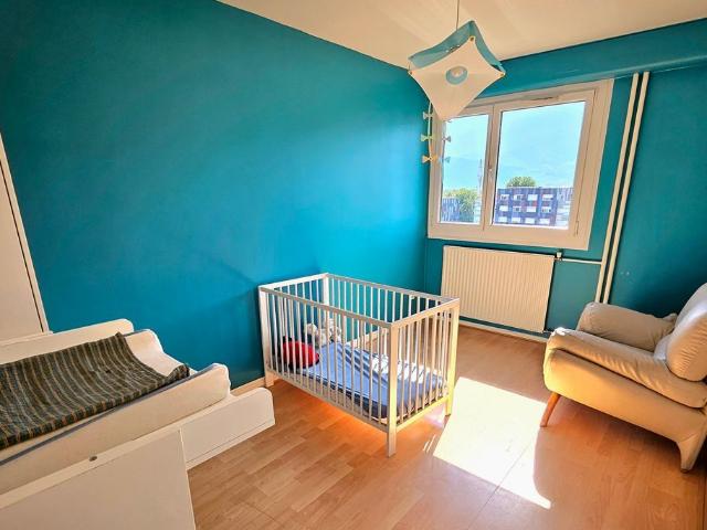 Appartement 3 pièces, 105 m² à louer à Grenoble 38000