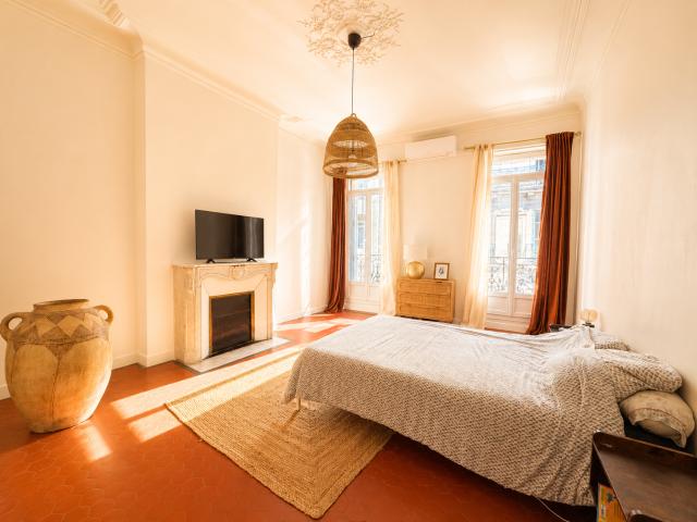 Appartement 3 pièces, 105 m² à louer à Marseille 6 13006
