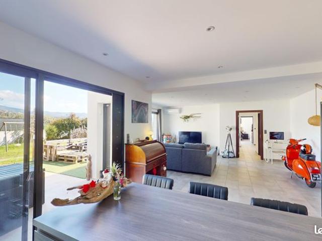 Appartement 3 pièces 106 m²