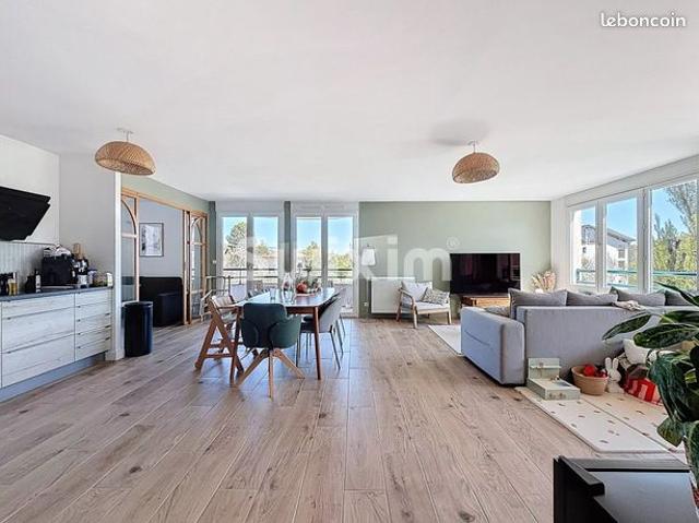 Appartement 3 pièces 106 m²