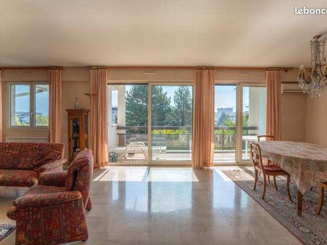 Appartement 3 pièces 106 m²