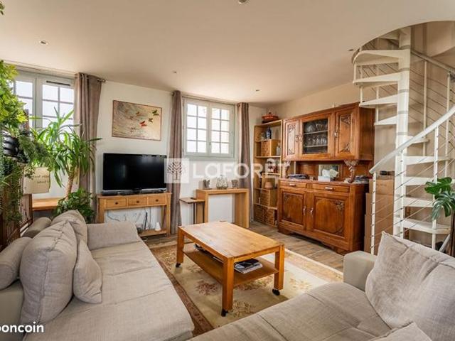 Appartement 3 pièces 107 m²