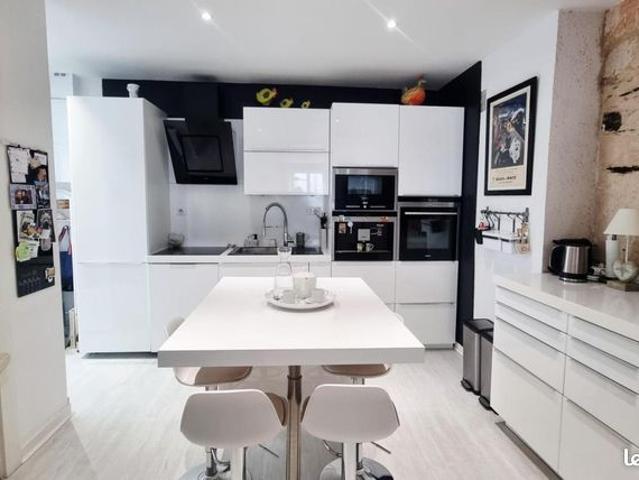 Appartement 3 pièces 107 m²