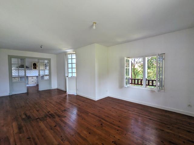 Appartement 3 pièces 107 m²